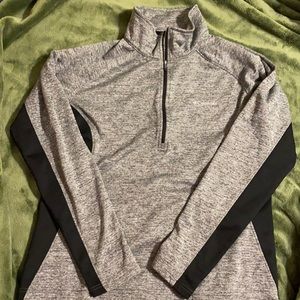 Columbia pullover Size XL